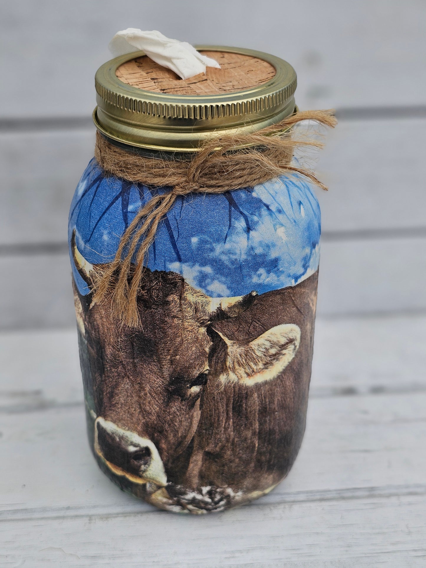 Decorative Tissue Jar ( Cow )