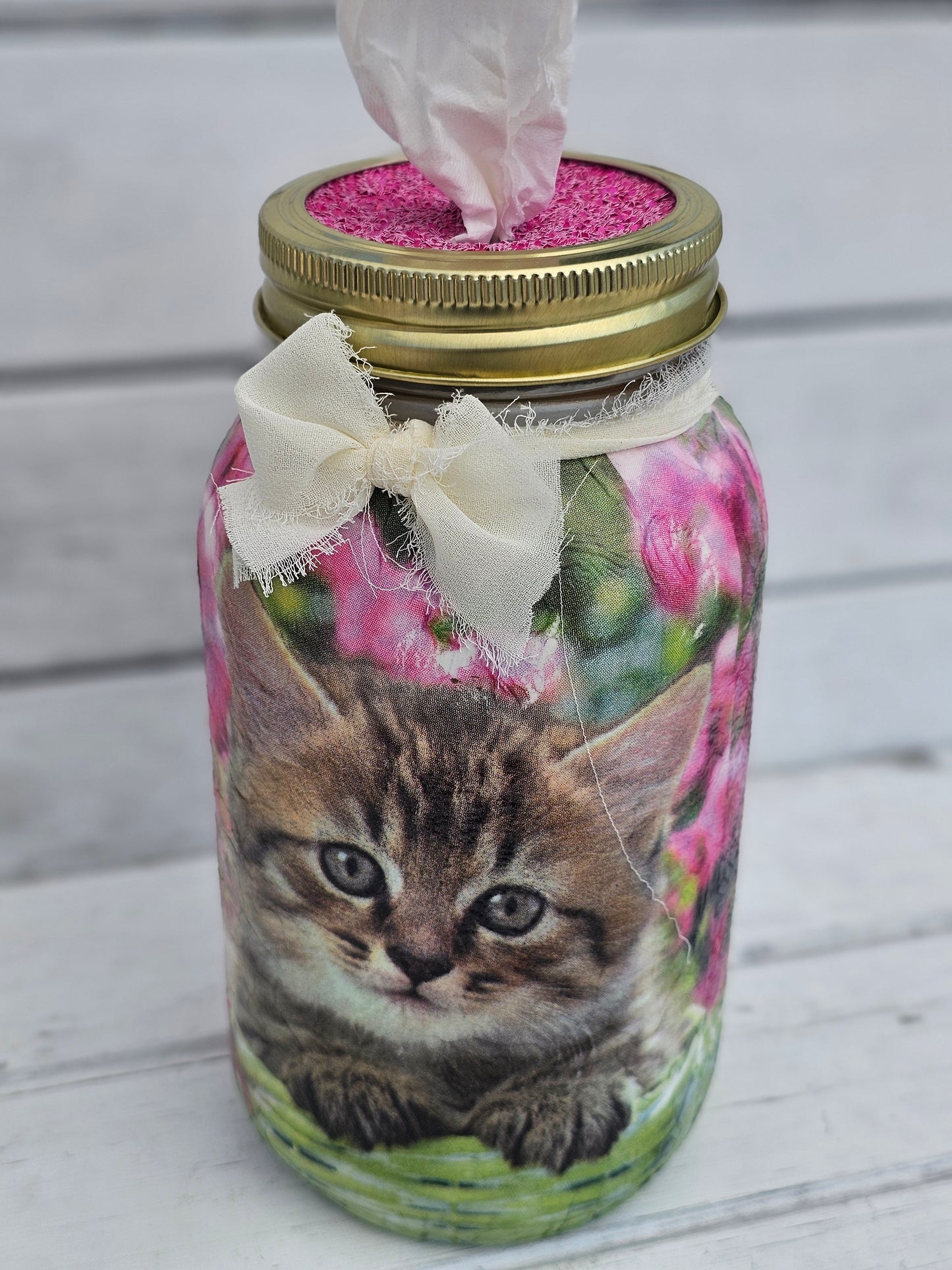 Decorative Tissue Jar (Cat)