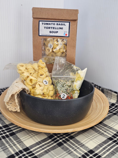 Tomato Basil Tortellini Soup